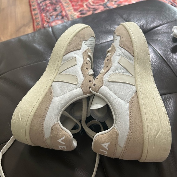 Veja Cream and White Casual Sneakers - Picture 8 of 8